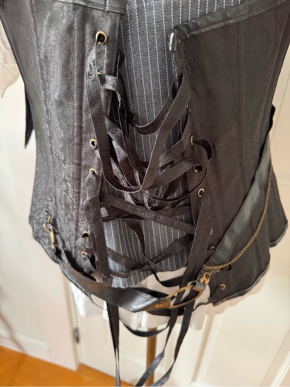 Steampunk Black Corset Embellished with Chains & Metal Clips - Picture 6 of 15